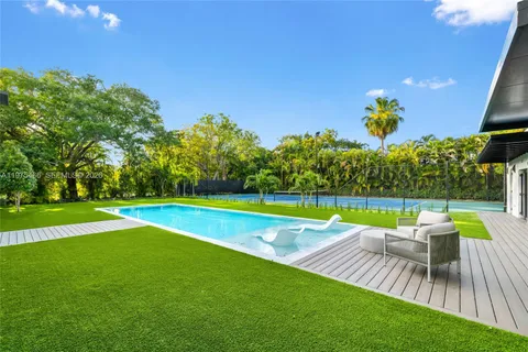 $10,400,000 | 6445 Southwest 129th Terrace, Pinecrest, FL 33156