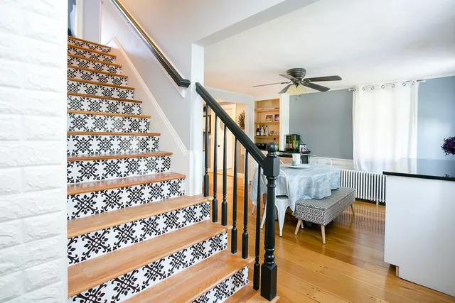 $824,900 | 1994 East Main Road, Portsmouth, RI 02871