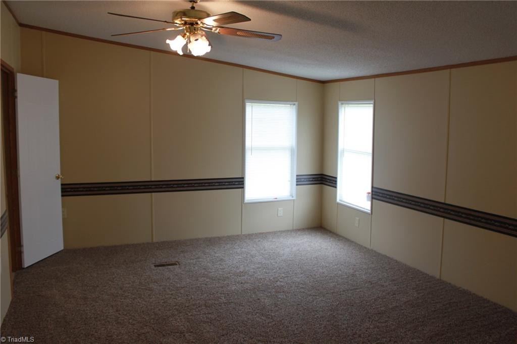 1235 Murray Road Elkin, NC 28621 - Photo 11 of 15 Gallery Image 11