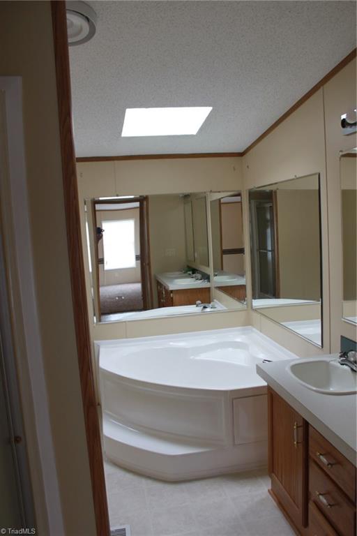 1235 Murray Road Elkin, NC 28621 - Photo 12 of 15 Gallery Image 12
