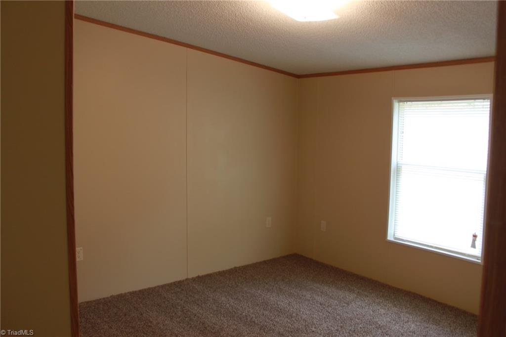 1235 Murray Road Elkin, NC 28621 - Photo 13 of 15 Gallery Image 13