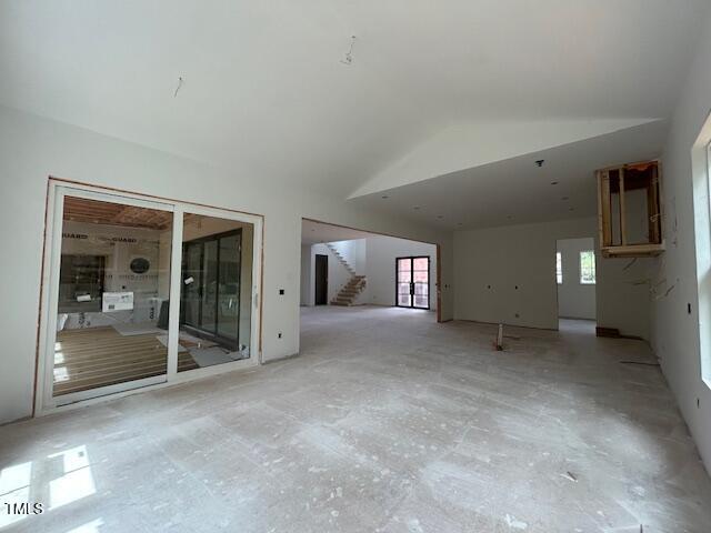 1500 Ridge Road Raleigh, NC 27607 - Photo 9 of 36 a view of a big room with closet and windows