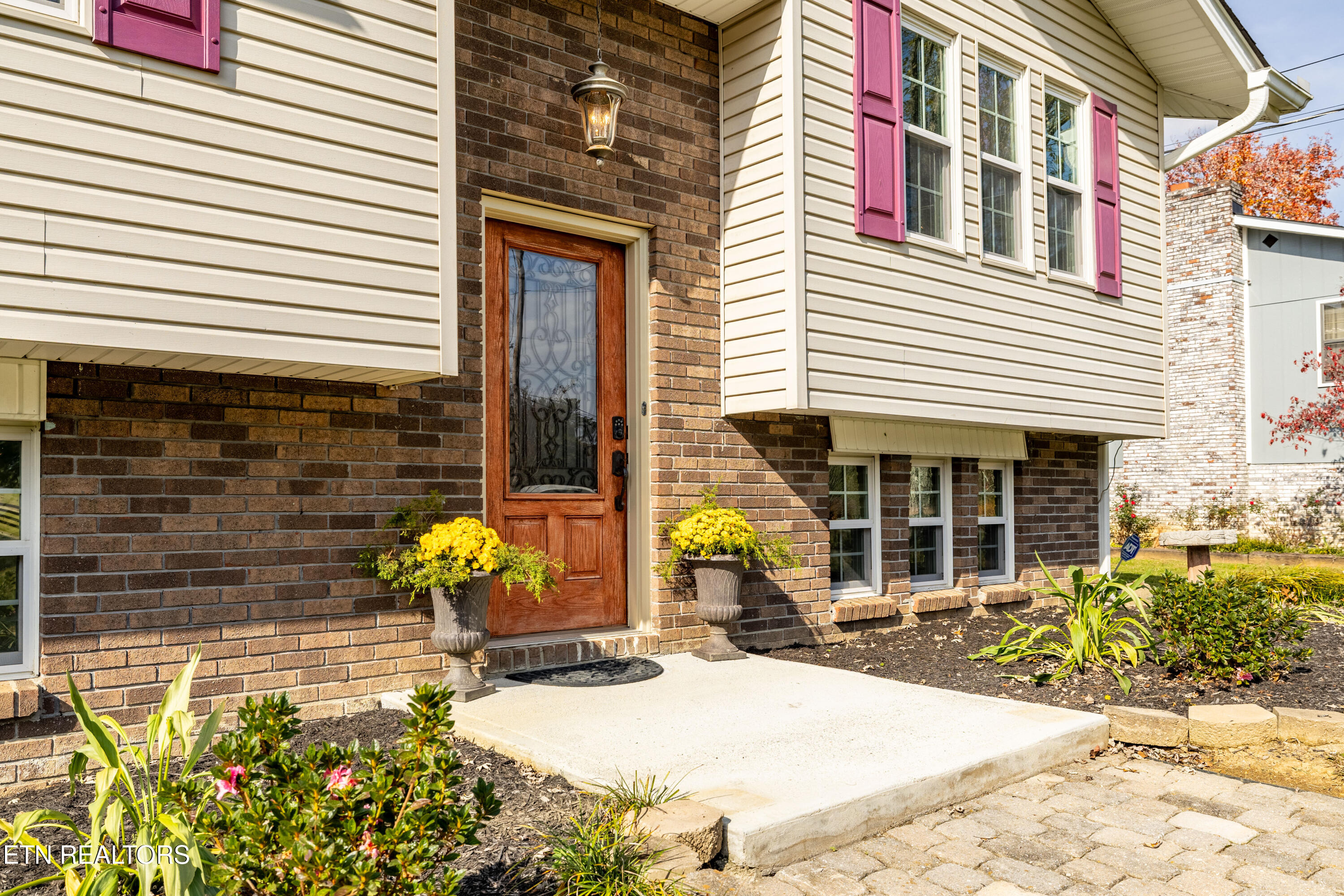 401 Cash Road Knoxville, TN 37924 - Photo 2 of 45 401CashRd-31