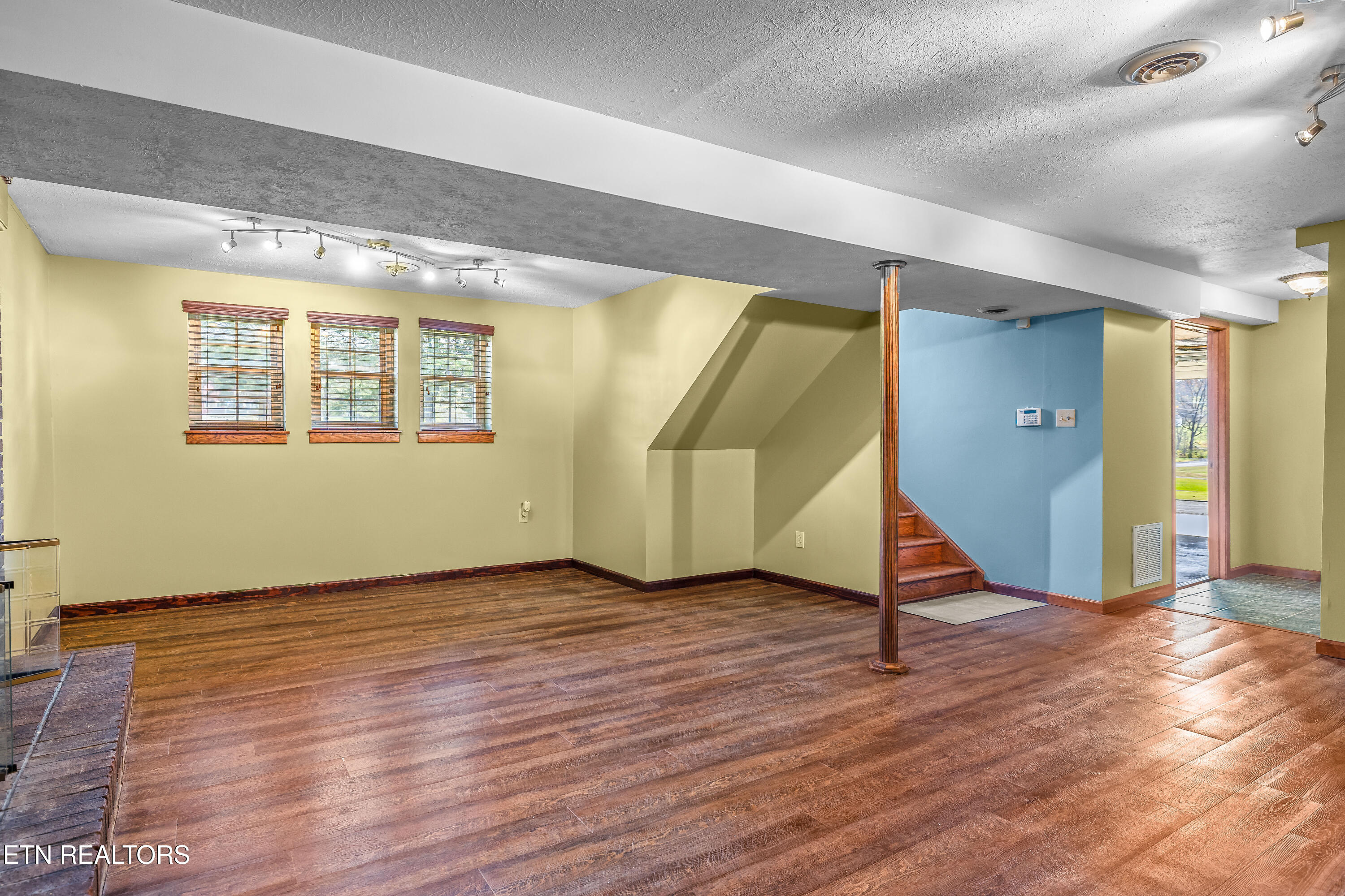 401 Cash Road Knoxville, TN 37924 - Photo 39 of 45 401CashRd-54