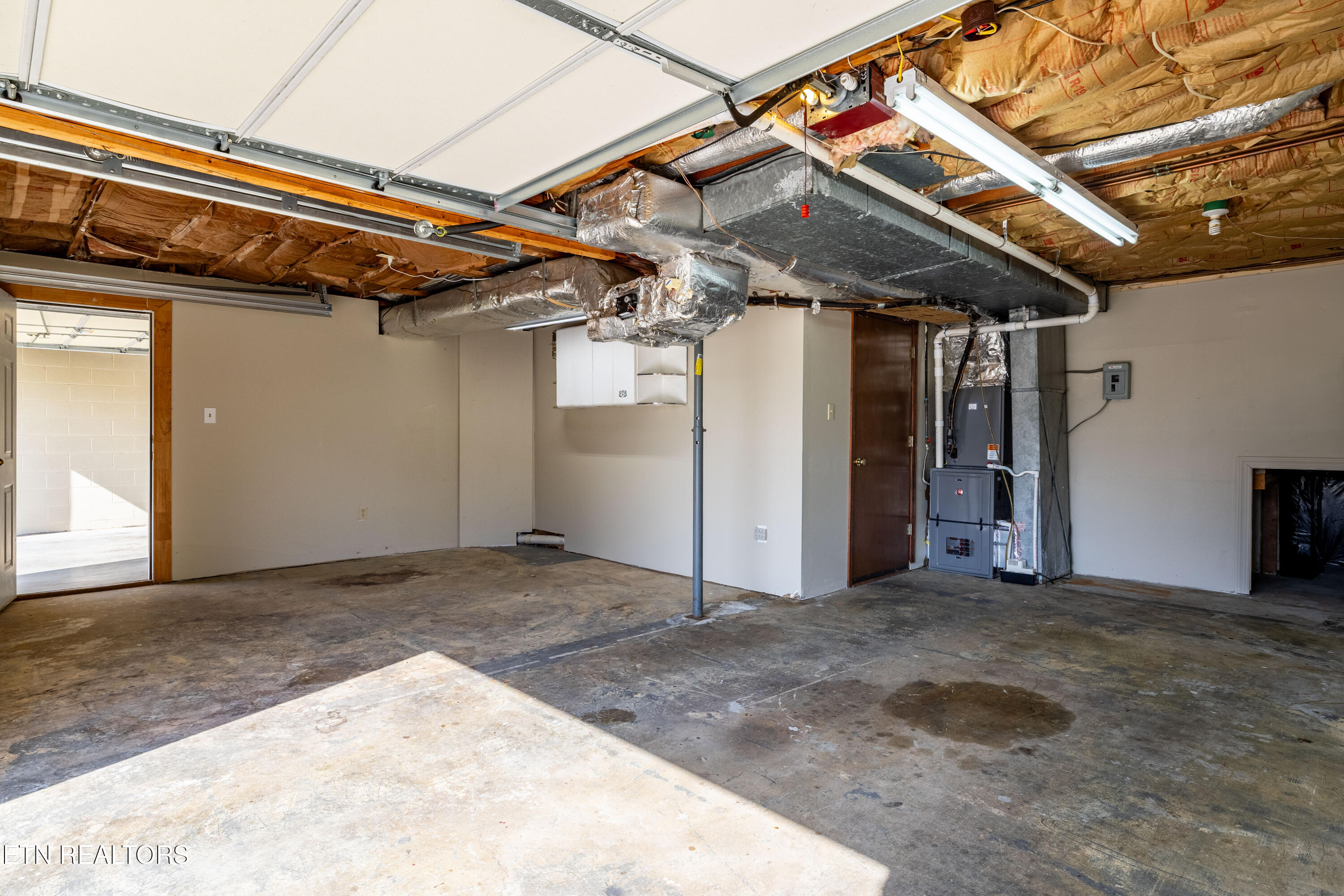 401 Cash Road Knoxville, TN 37924 - Photo 43 of 45 401CashRd-56