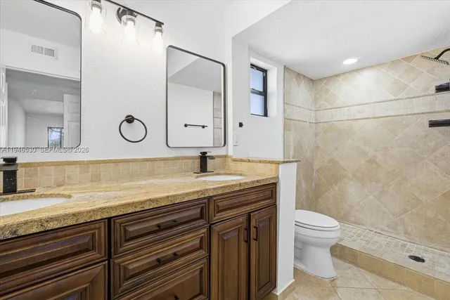 $169,900 | 6855 West Broward Boulevard, Unit 409, Plantation, FL 33317