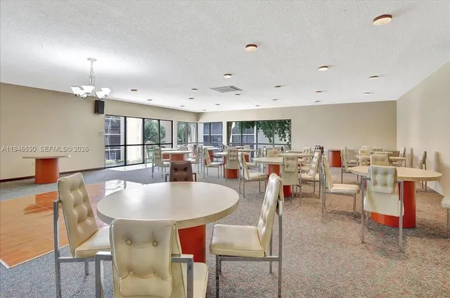 $169,900 | 6855 West Broward Boulevard, Unit 409, Plantation, FL 33317