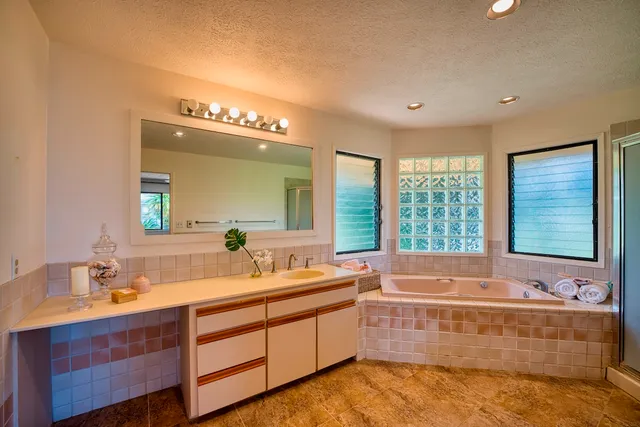 $799,000 | 708 Kukuau Street, Hilo, HI 96720