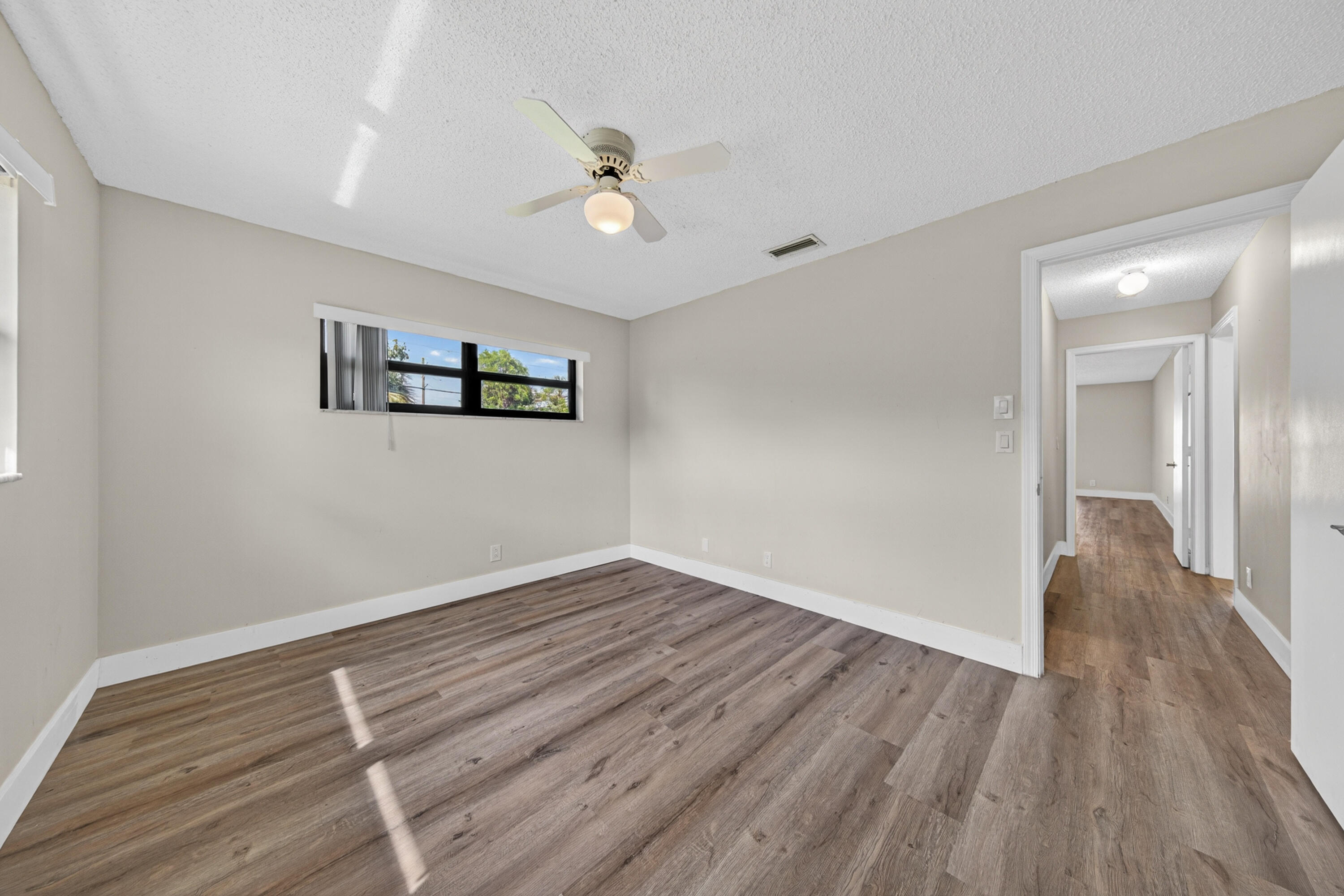 4867 Hawkwood Road Boynton Beach, FL 33436 - Photo 21 of 46 castro-43