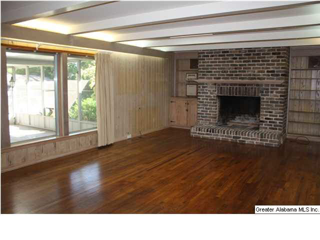 2504 Shades Crest Road Birmingham, AL 35209 - Photo 6 of 31