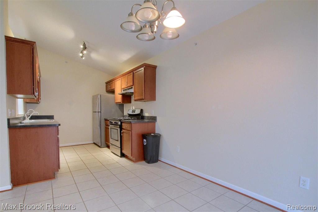2804 Riversedge Drive Saline, MI 48176 - Photo 8 of 22