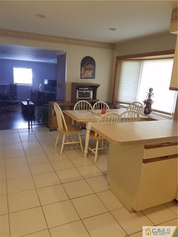 7 Stradford Road Sayreville, NJ 08859 - Photo 8 of 25