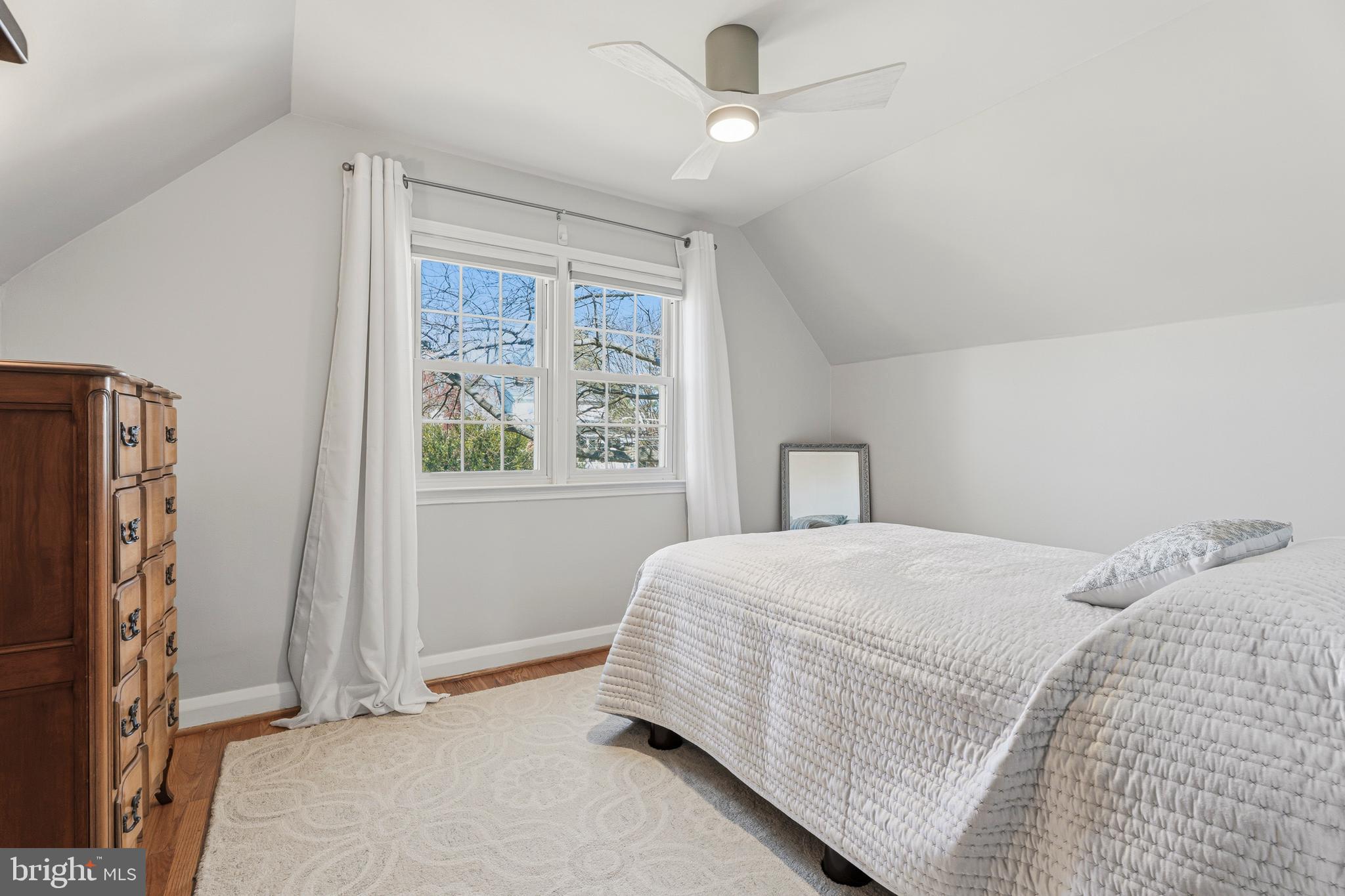 304 Brook Road Baltimore, MD 21286 - Photo 23 of 34 Bedroom 2