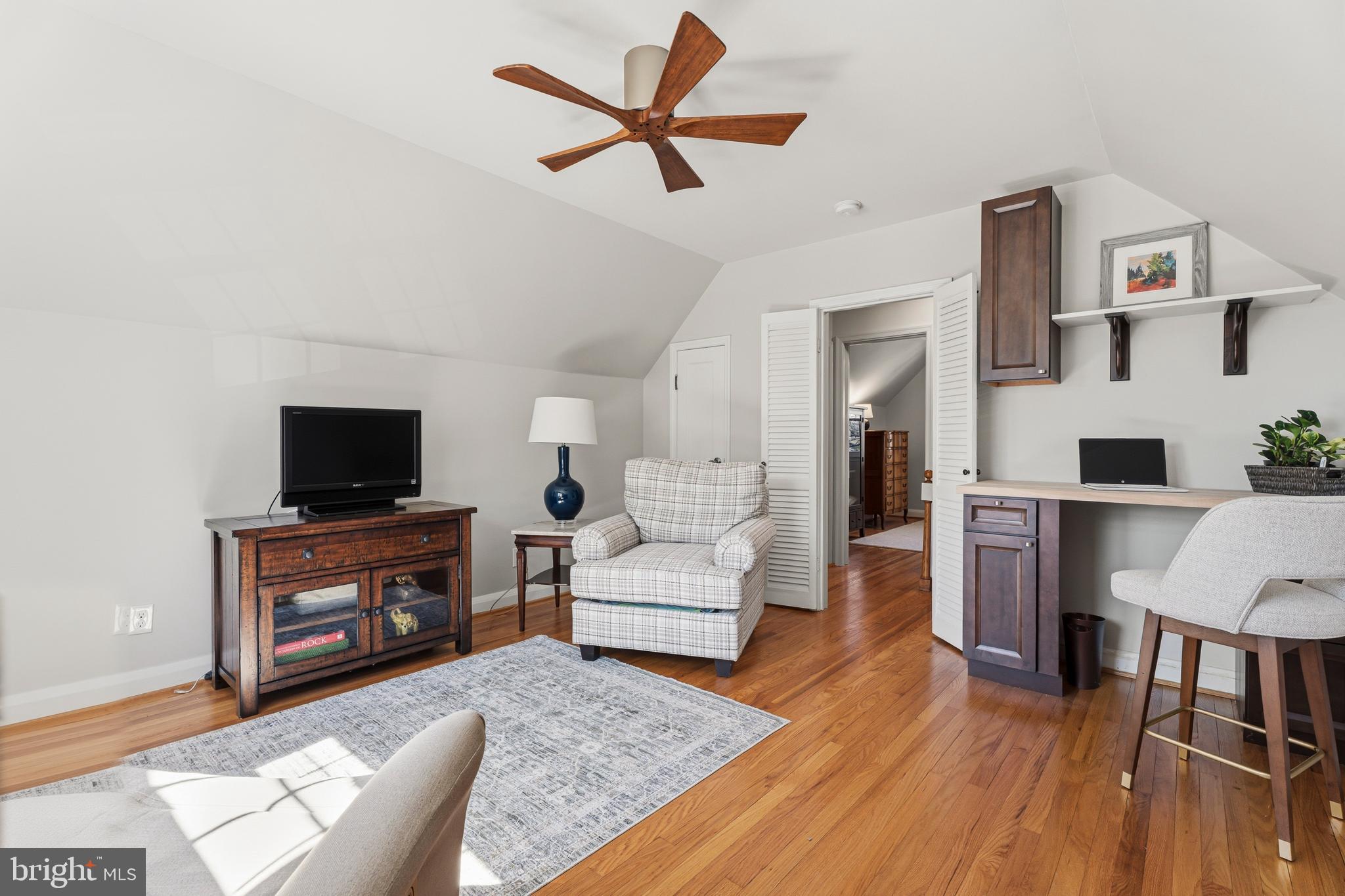 304 Brook Road Baltimore, MD 21286 - Photo 26 of 34 Bedroom 3