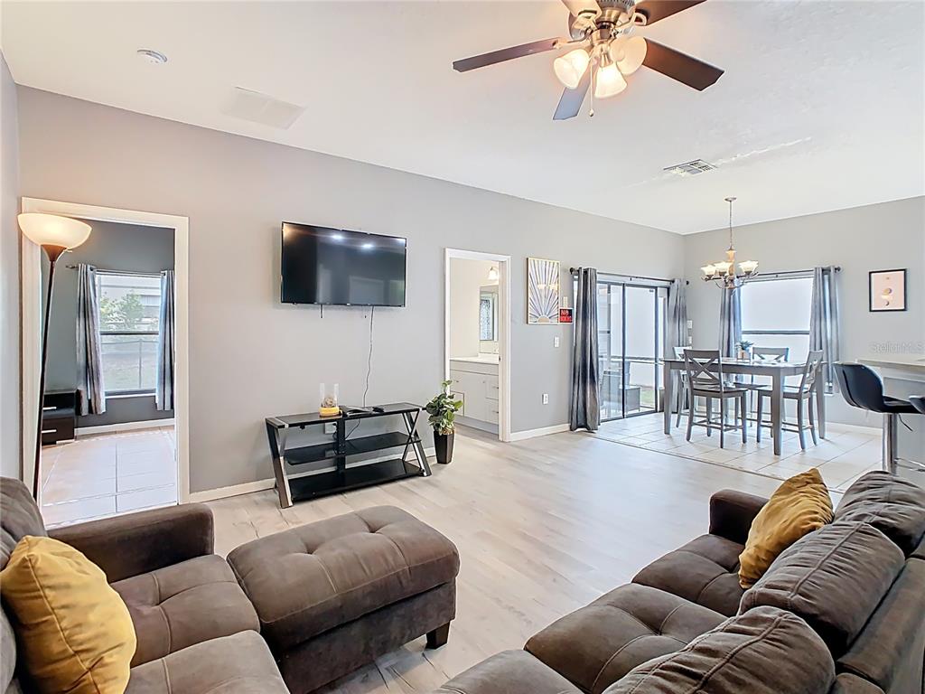 114 Sandy Point Way Clermont, FL 34714 - Photo 5 of 45