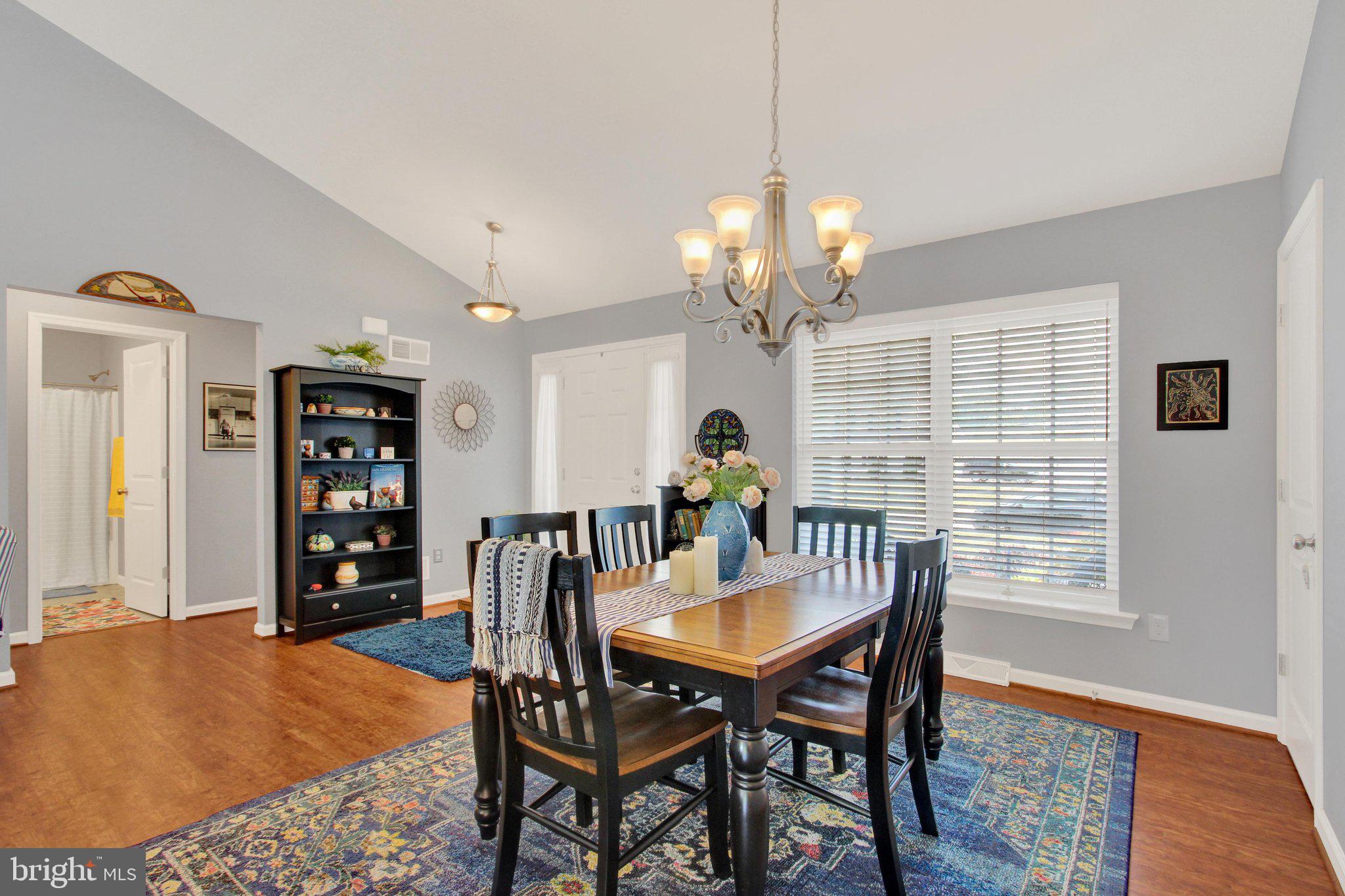 880 Ripple Drive Hanover, PA 17331 - Photo 4 of 32