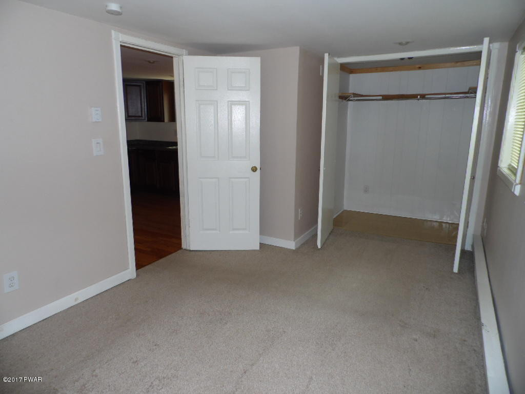 138 Heather Hill Road Dingmans Ferry, PA 18328 - Photo 7 of 21