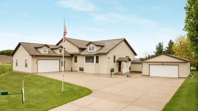 $424,900 | 9020 120th Avenue, Bloomer, WI 54724