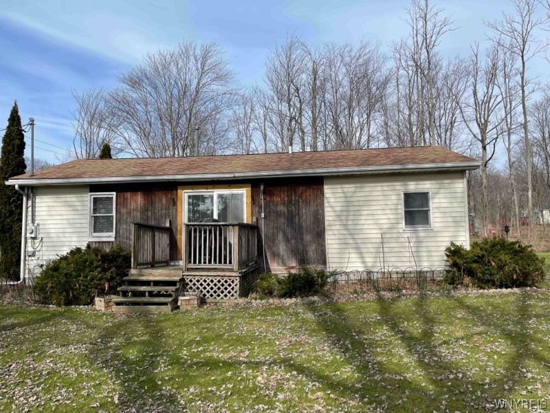 8565 Versailles Road Evans, NY 14006 - Photo 1 of 1 Gallery Image 1