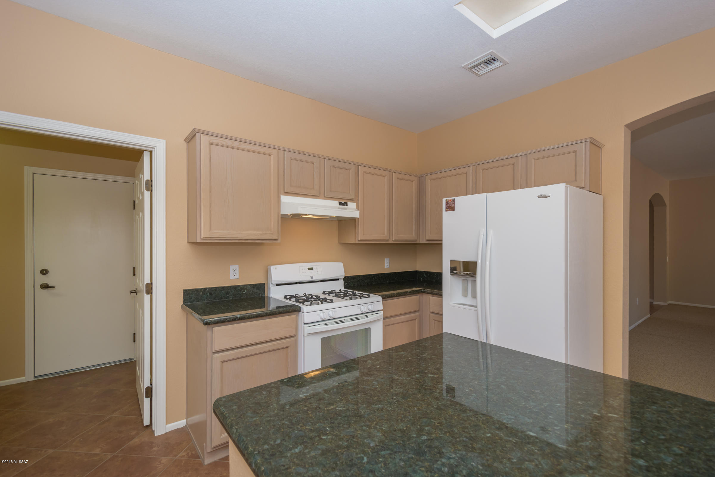 2325 East Coreopsis Way Tucson, AZ 85755 - Photo 12 of 34