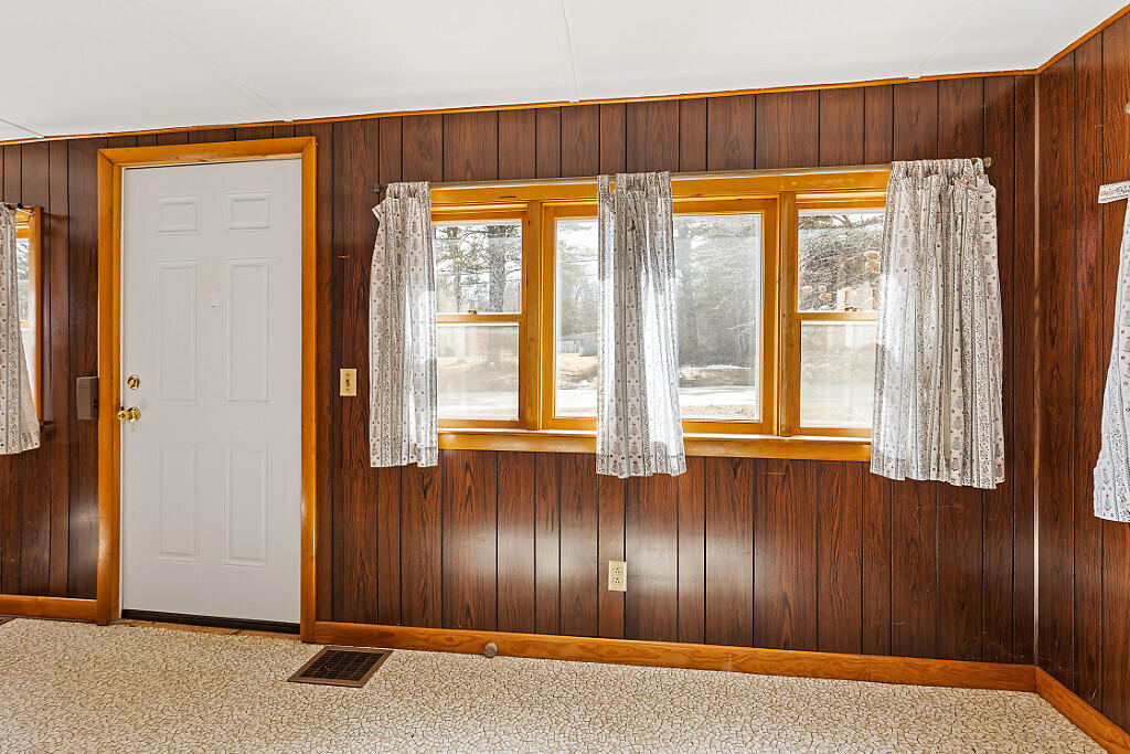 322 Center Road Fairfield, ME 04937 - Photo 21 of 37 11_BP5A0067_DxO_mls