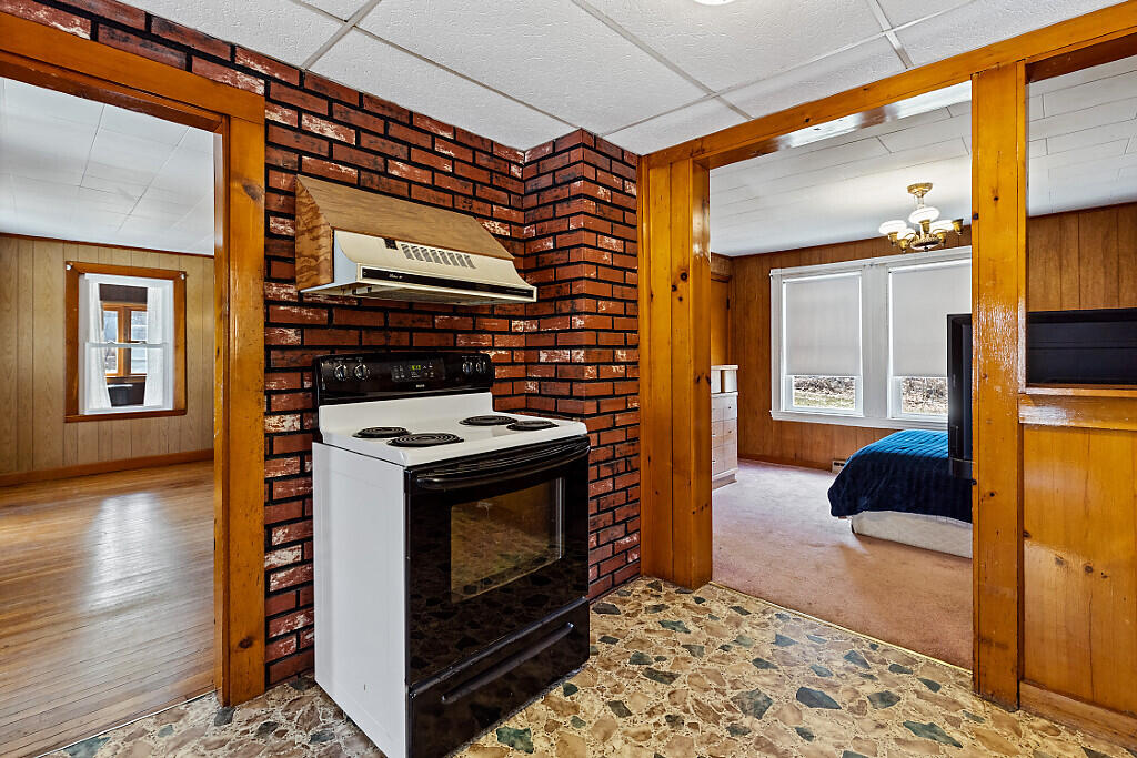 322 Center Road Fairfield, ME 04937 - Photo 9 of 37 23_BP5A0103_DxO_mls