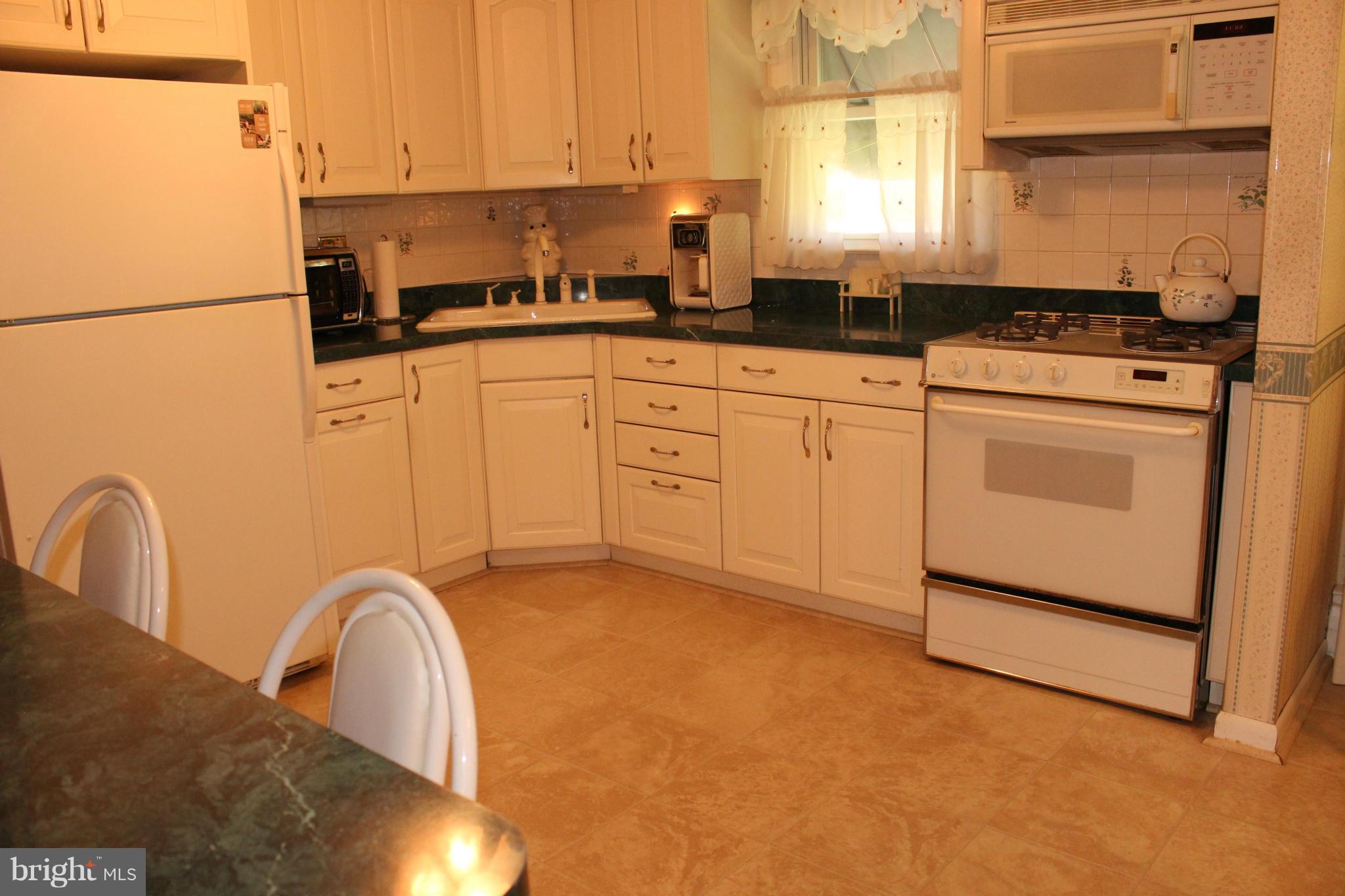 8408 Coco Road Baltimore, MD 21237 - Photo 28 of 30 Kitchen