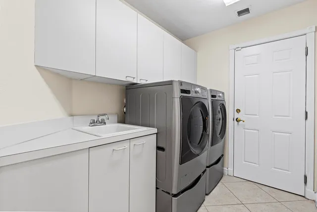 $865,000 | 6597 Marbletree Lane, Lake Worth, FL 33467