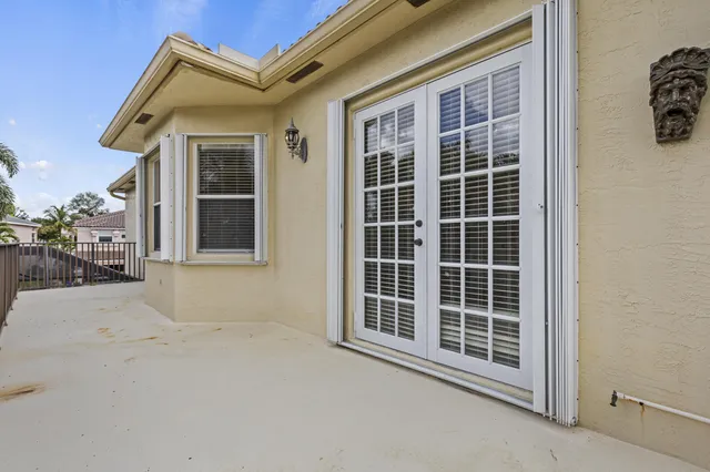 $865,000 | 6597 Marbletree Lane, Lake Worth, FL 33467