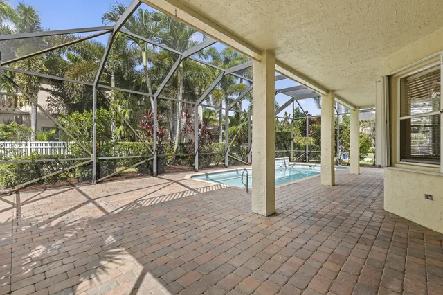 $865,000 | 6597 Marbletree Lane, Lake Worth, FL 33467