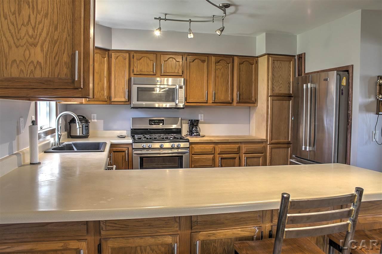 1537 Taylor Road Clinton, MI 49236 - Photo 6 of 30 50070548-5.JPG