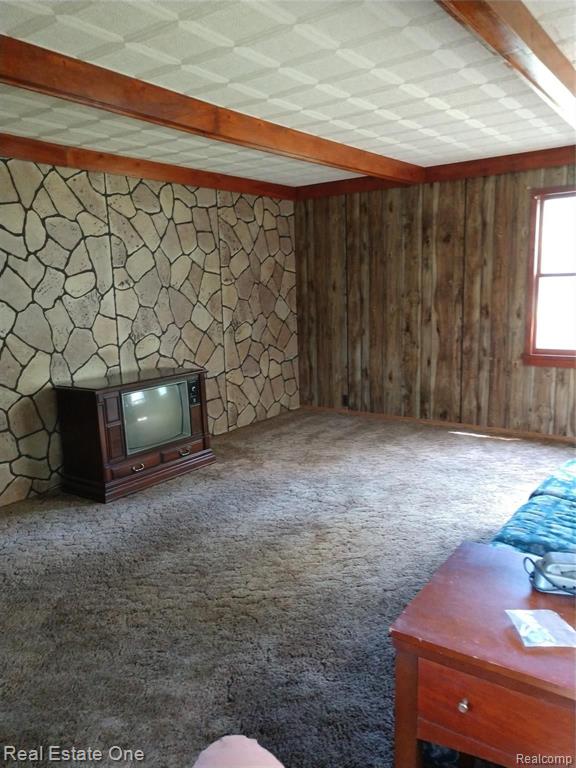 4464 Kirk Road Vassar, MI 48768 - Photo 3 of 20