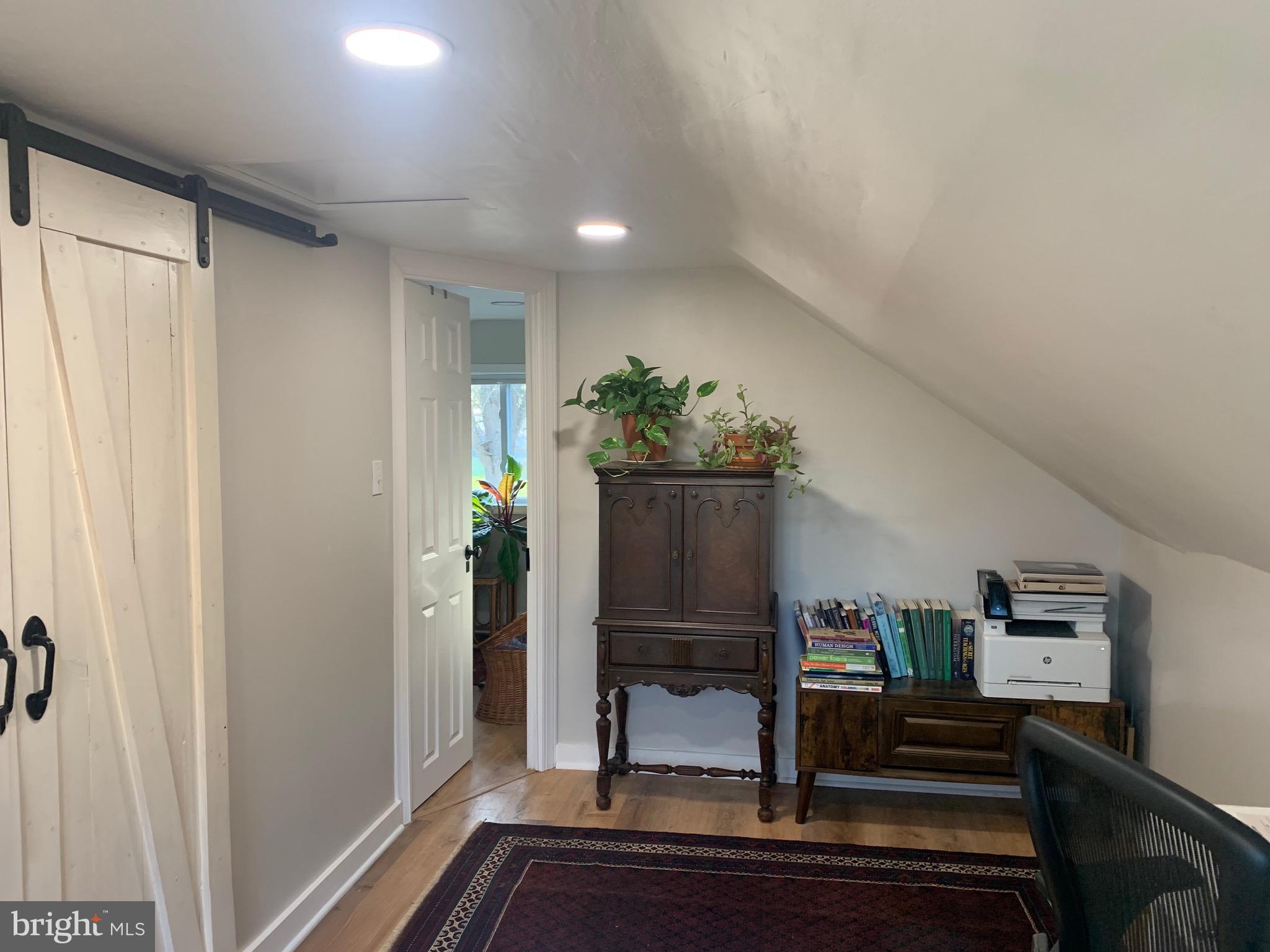 41809 Stumptown Road Leesburg, VA 20176 - Photo 23 of 29 Loft facing primary suite