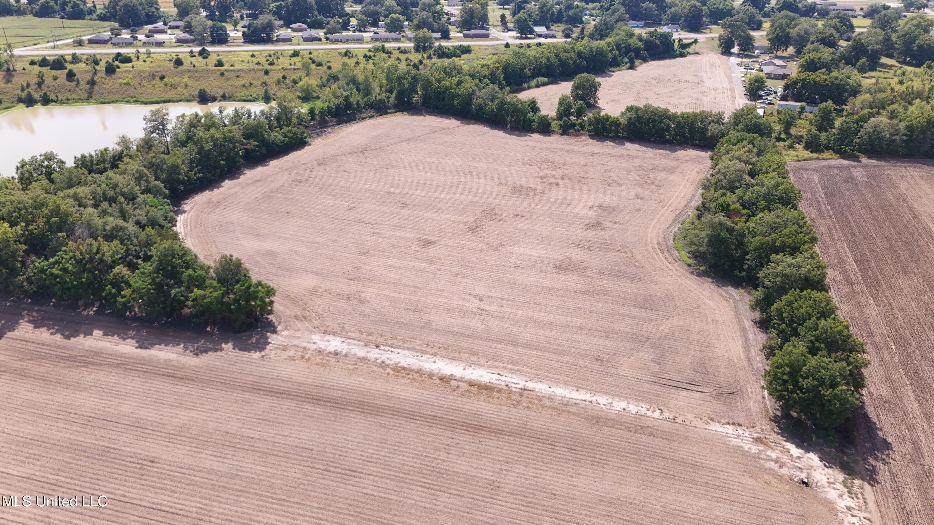 Balducci Road Shelby, MS 38774 - Photo 16 of 43 DJI_20250829160636_0936_D
