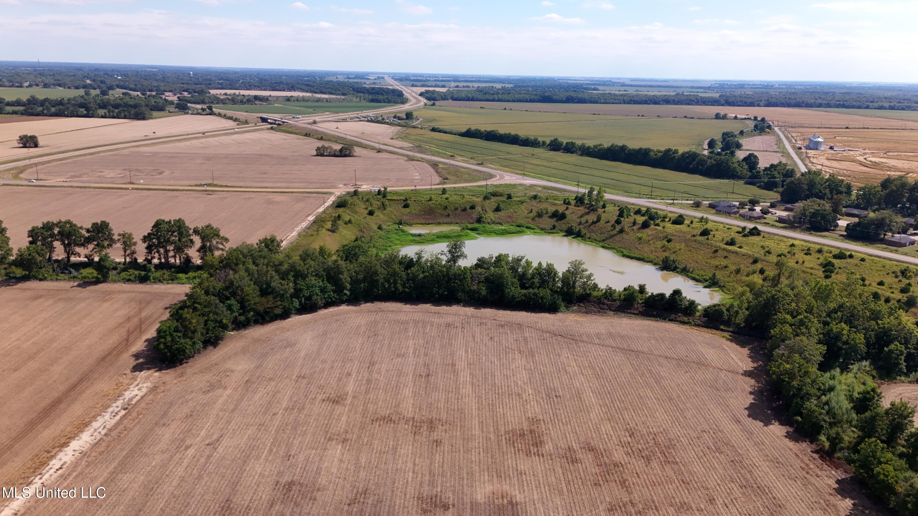 Balducci Road Shelby, MS 38774 - Photo 20 of 43 DJI_20250829160718_0940_D