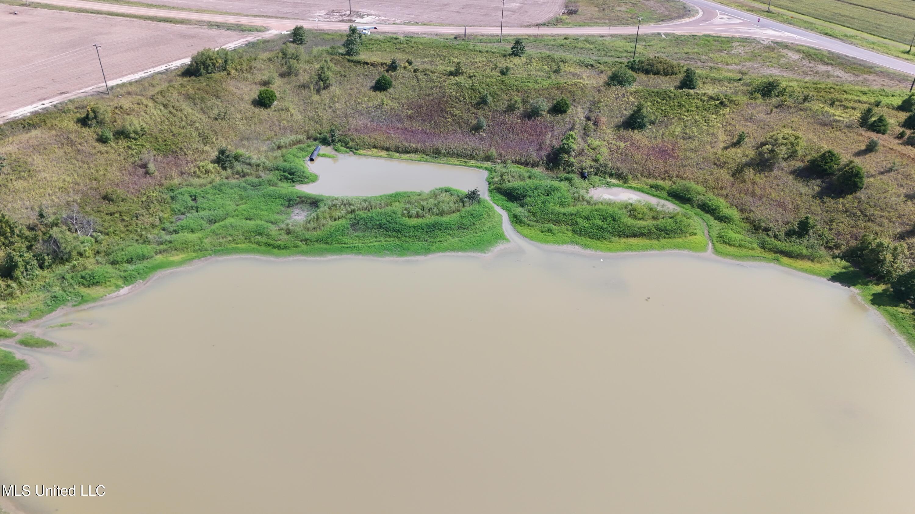 Balducci Road Shelby, MS 38774 - Photo 22 of 43 DJI_20250829160807_0942_D