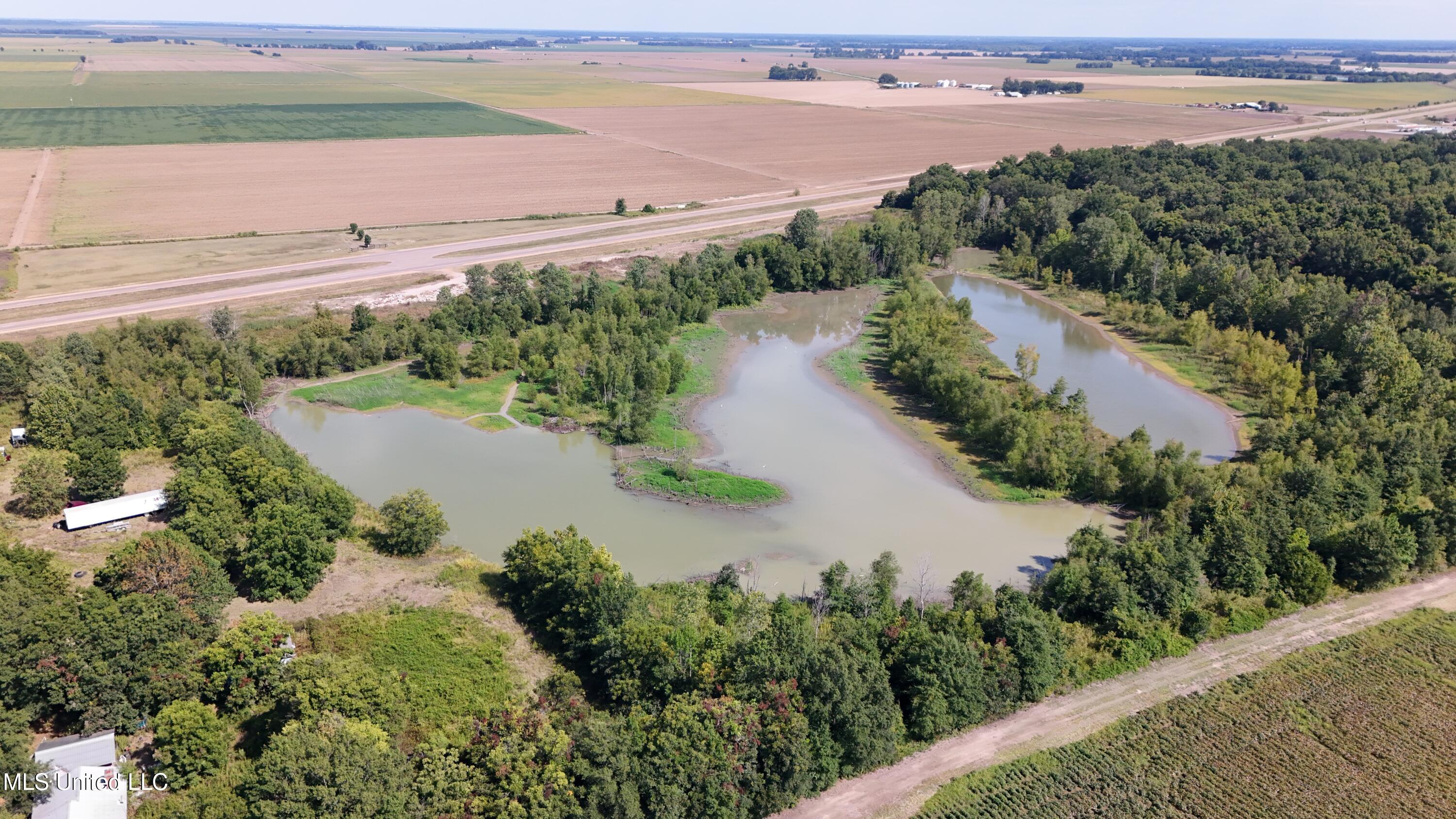 Balducci Road Shelby, MS 38774 - Photo 24 of 43 DJI_20250829161740_0944_D