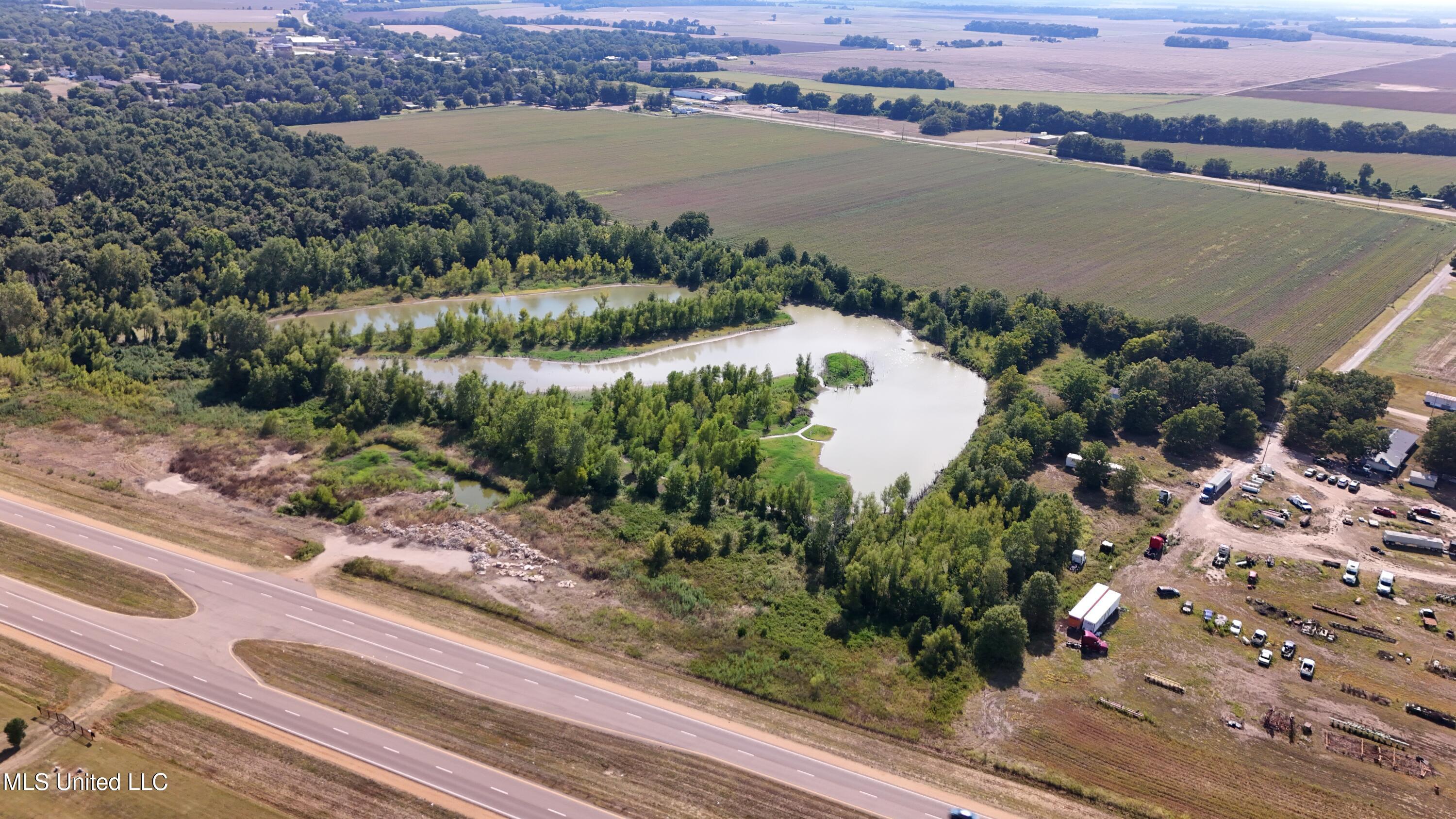 Balducci Road Shelby, MS 38774 - Photo 27 of 43 DJI_20250829161909_0947_D