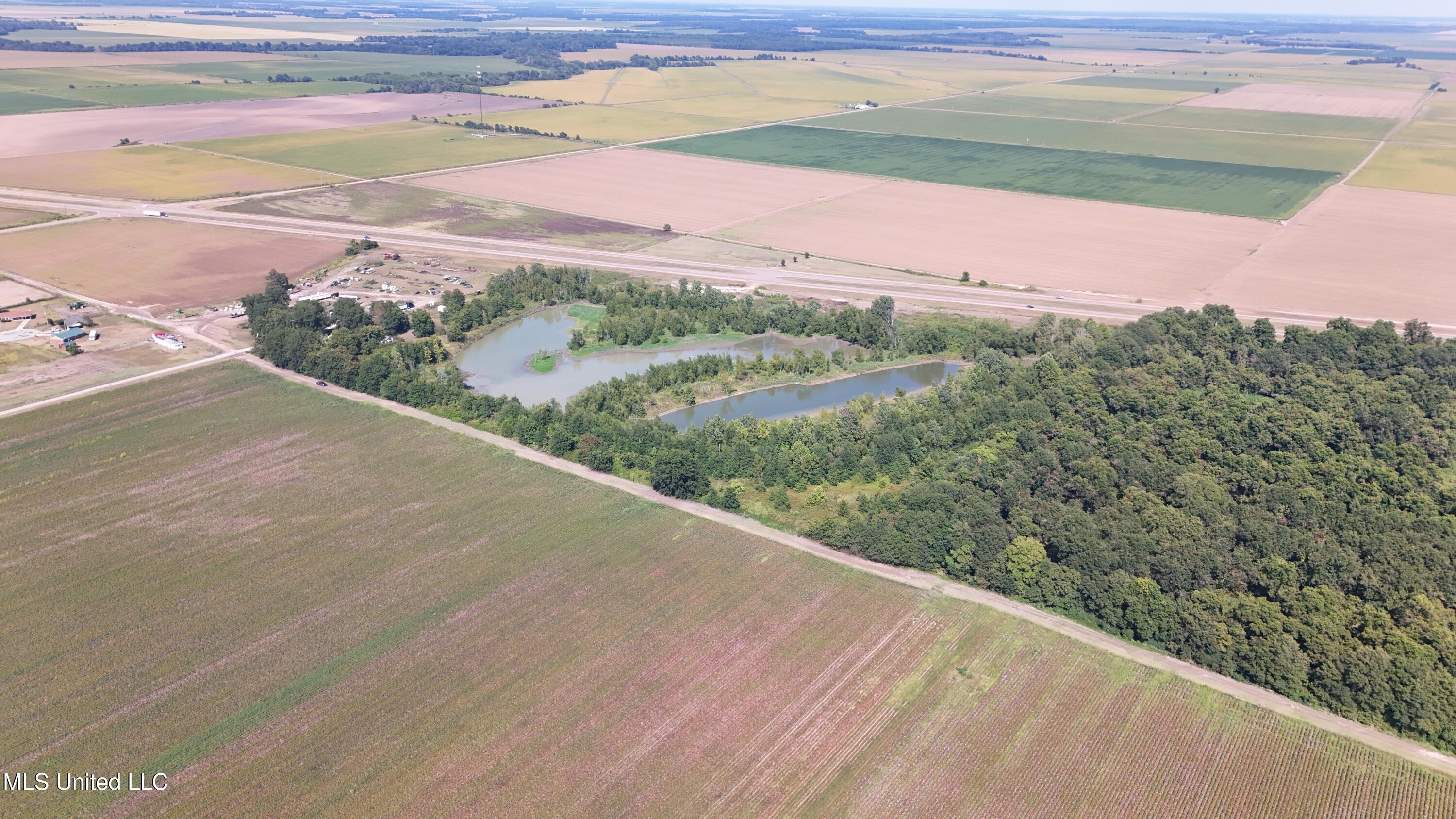Balducci Road Shelby, MS 38774 - Photo 30 of 43 DJI_20250829162117_0951_D