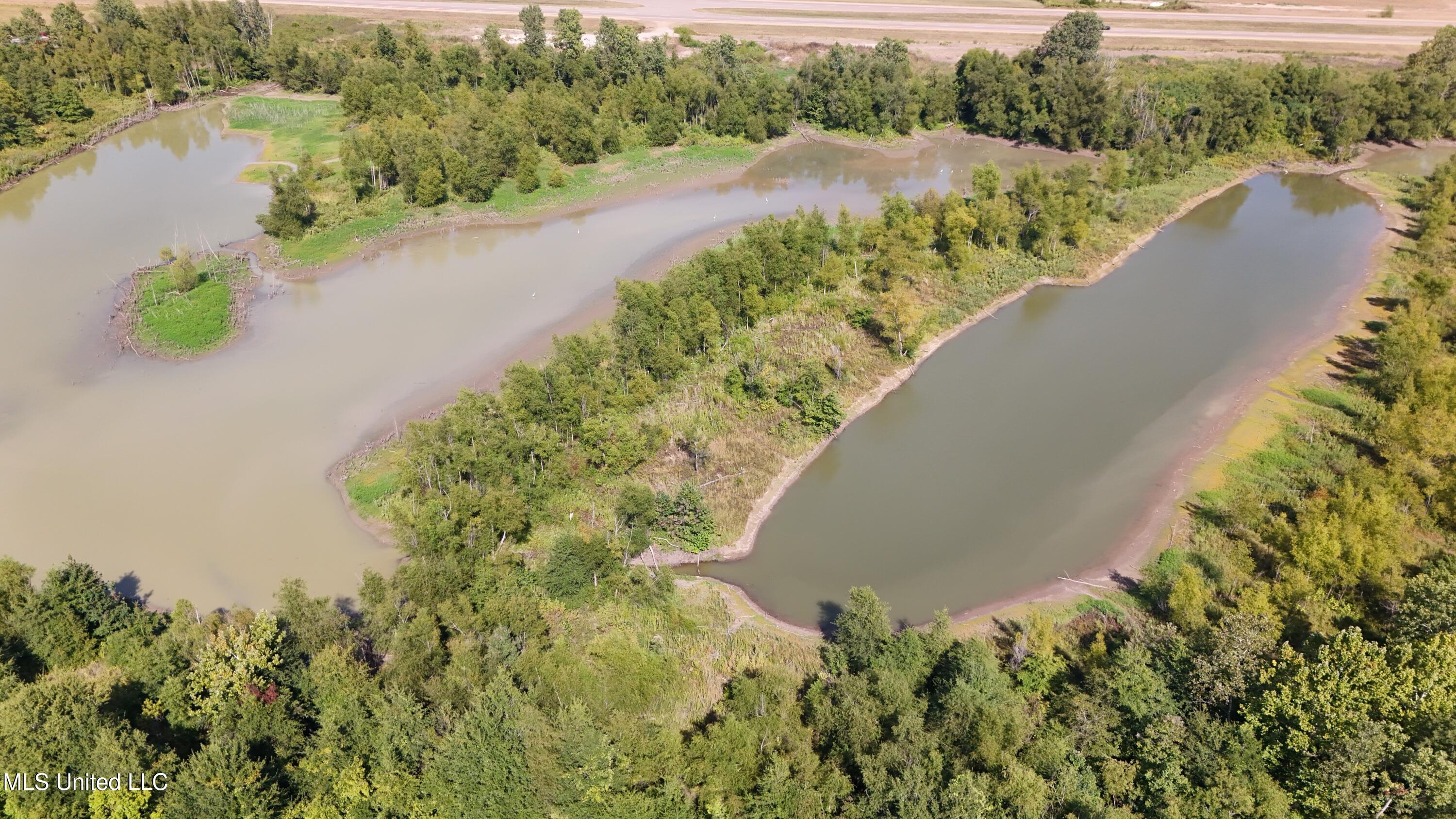 Balducci Road Shelby, MS 38774 - Photo 32 of 43 DJI_20250829162154_0953_D