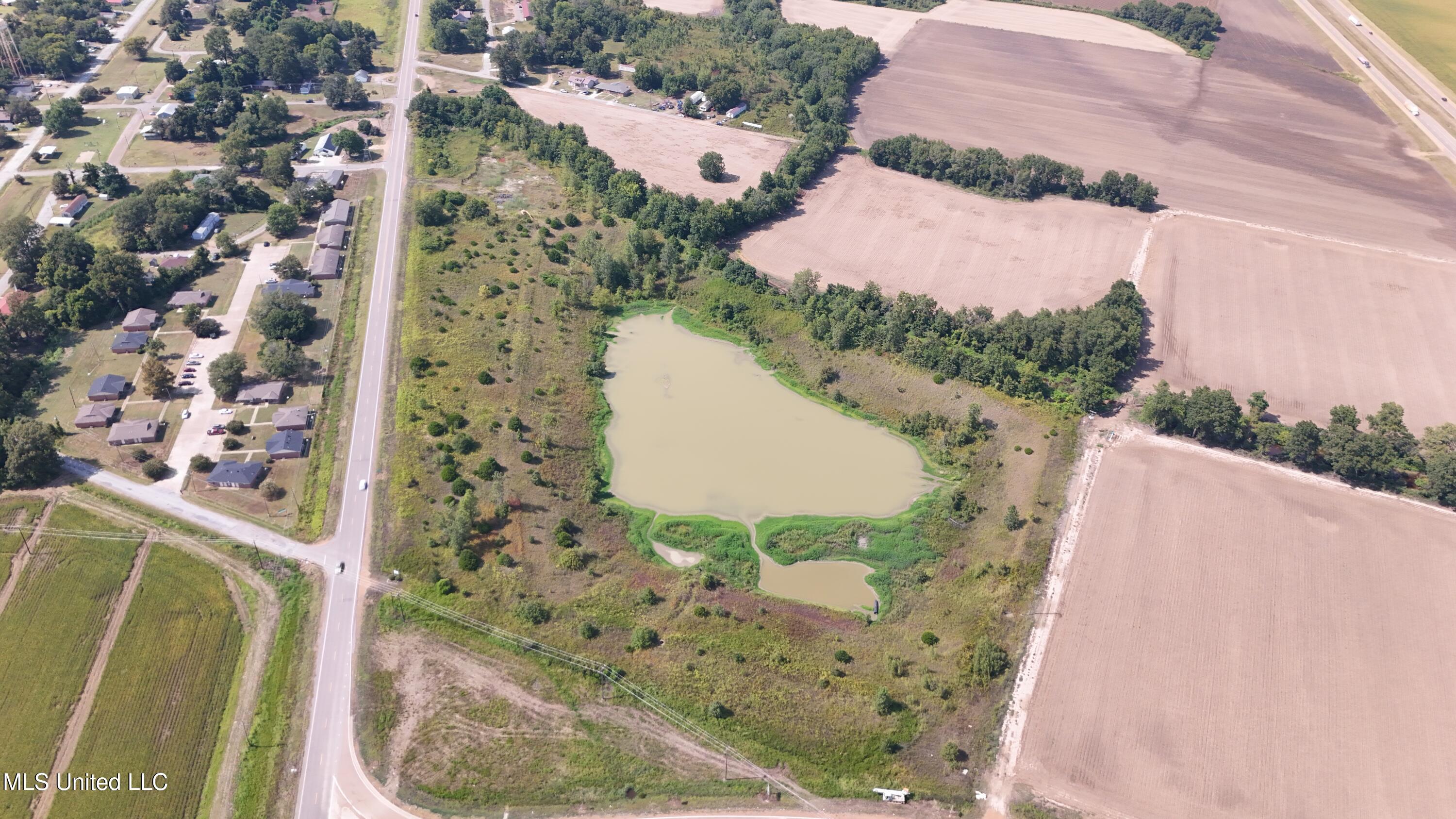 Balducci Road Shelby, MS 38774 - Photo 6 of 43 DJI_20250829160108_0926_D