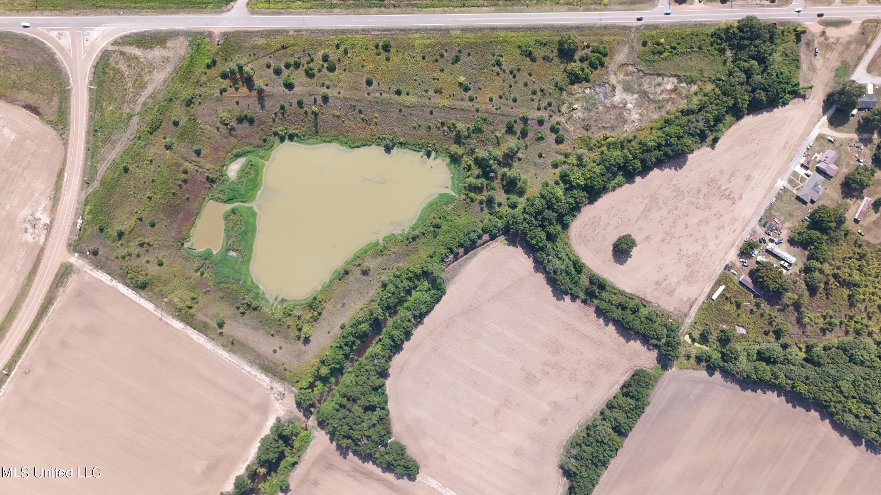 Balducci Road Shelby, MS 38774 - Photo 8 of 43 DJI_20250829160222_0928_D