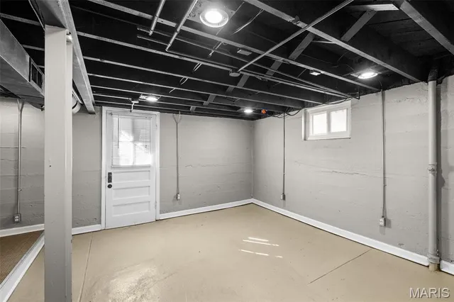 $195,000 | 800 Wilmington Avenue, St. Louis, MO 63111