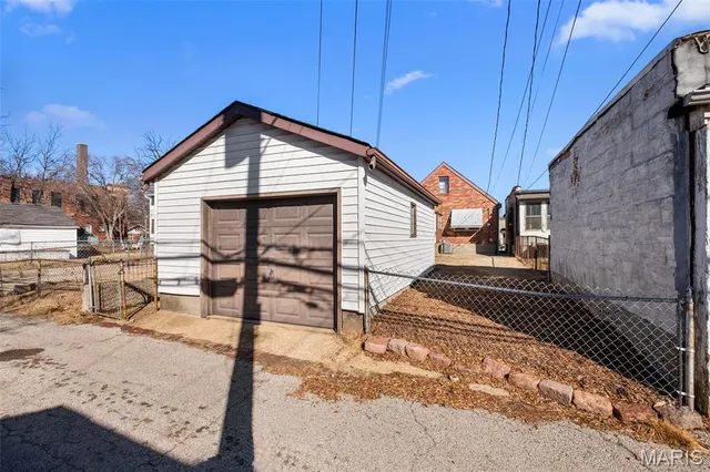 $195,000 | 800 Wilmington Avenue, St. Louis, MO 63111