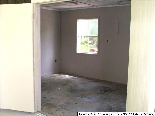 43490 Elwin Duhe Road Gonzales, LA 70737 - Photo 18 of 21 Gallery Image 18