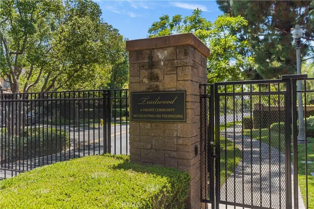 $3,199,000 | 16 Spring Grove, Irvine, CA 92620