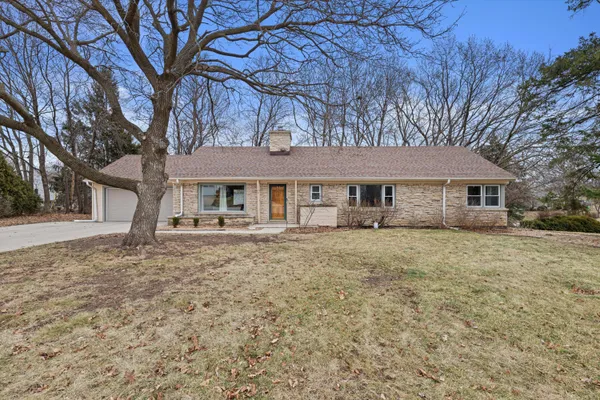$499,900 | 1170 Forest Lane, Brookfield, WI 53005