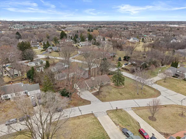 $499,900 | 1170 Forest Lane, Brookfield, WI 53005