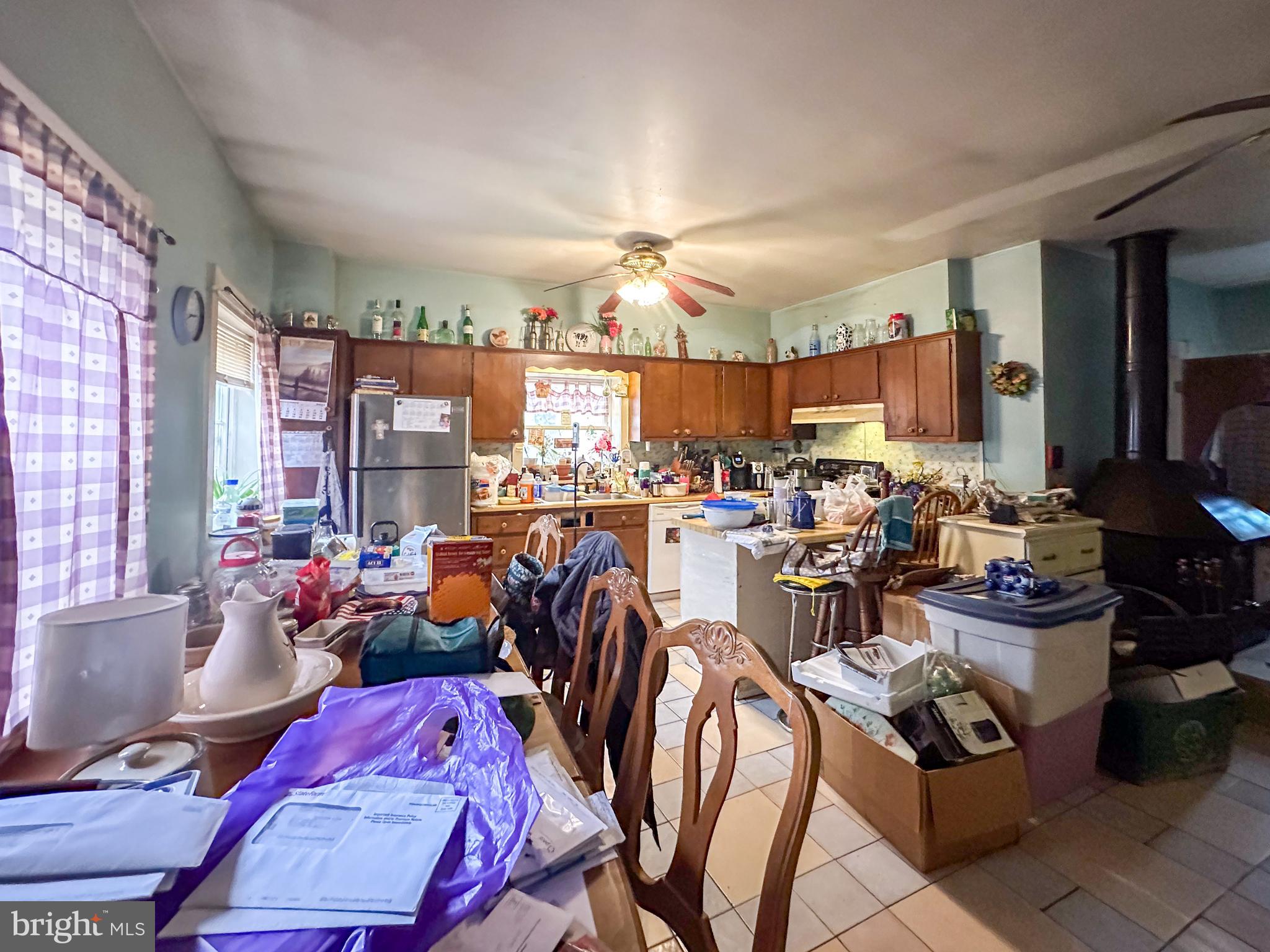 580 Elkdale Road Lincoln University, PA 19352 - Photo 11 of 42 a very nice looking open dining room with lots of tables and chairs