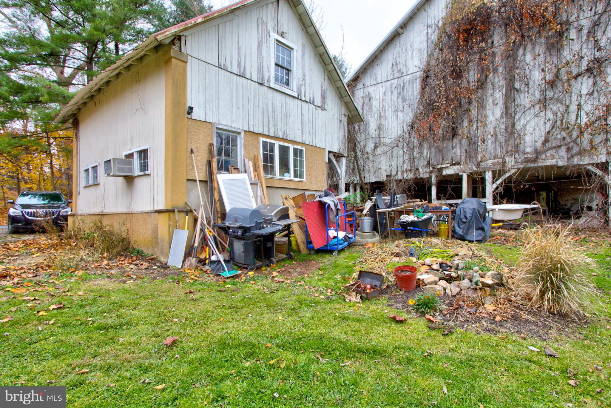 580 Elkdale Road Lincoln University, PA 19352 - Photo 30 of 42 a view of a house with backyard